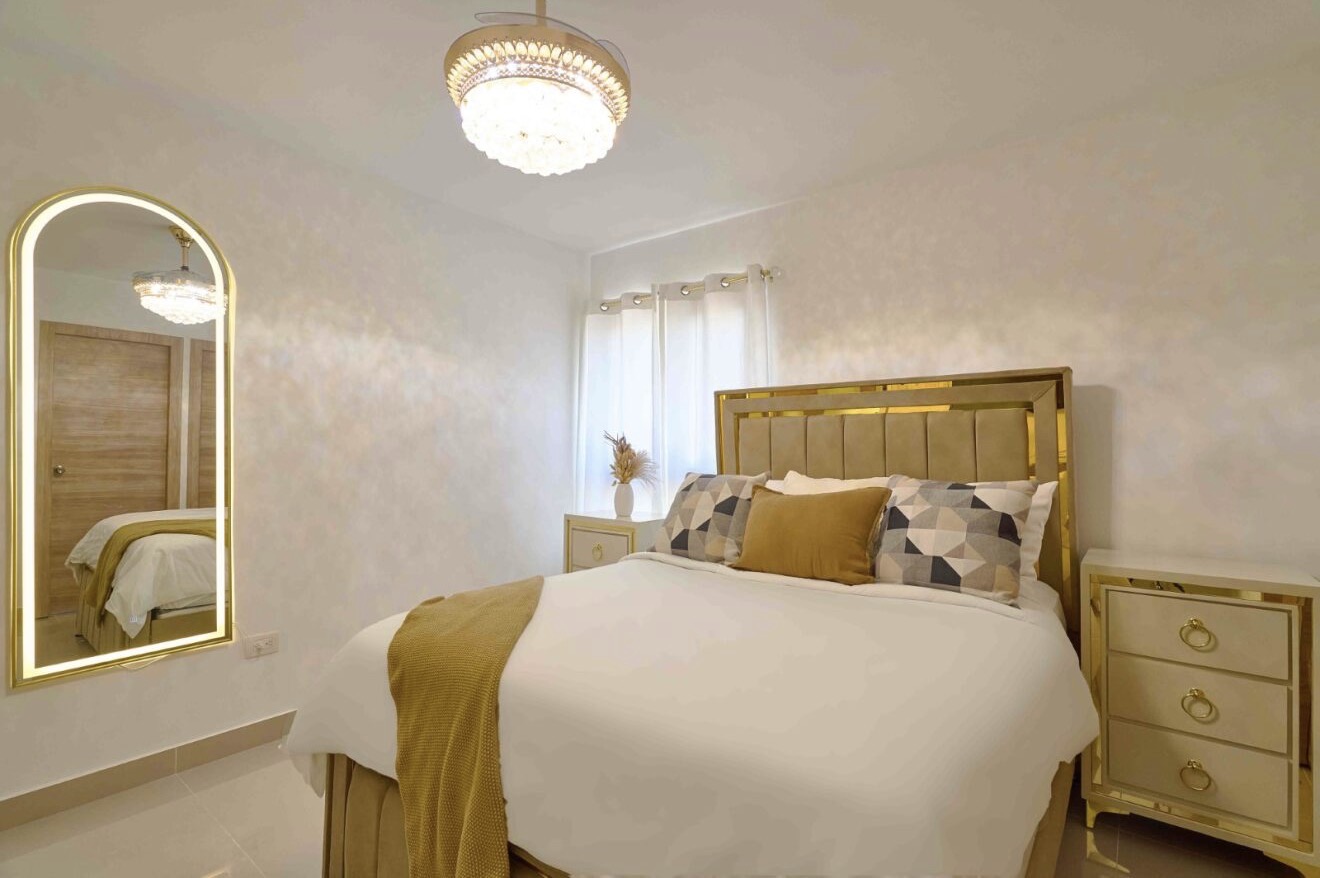 Habitación principal en dorado